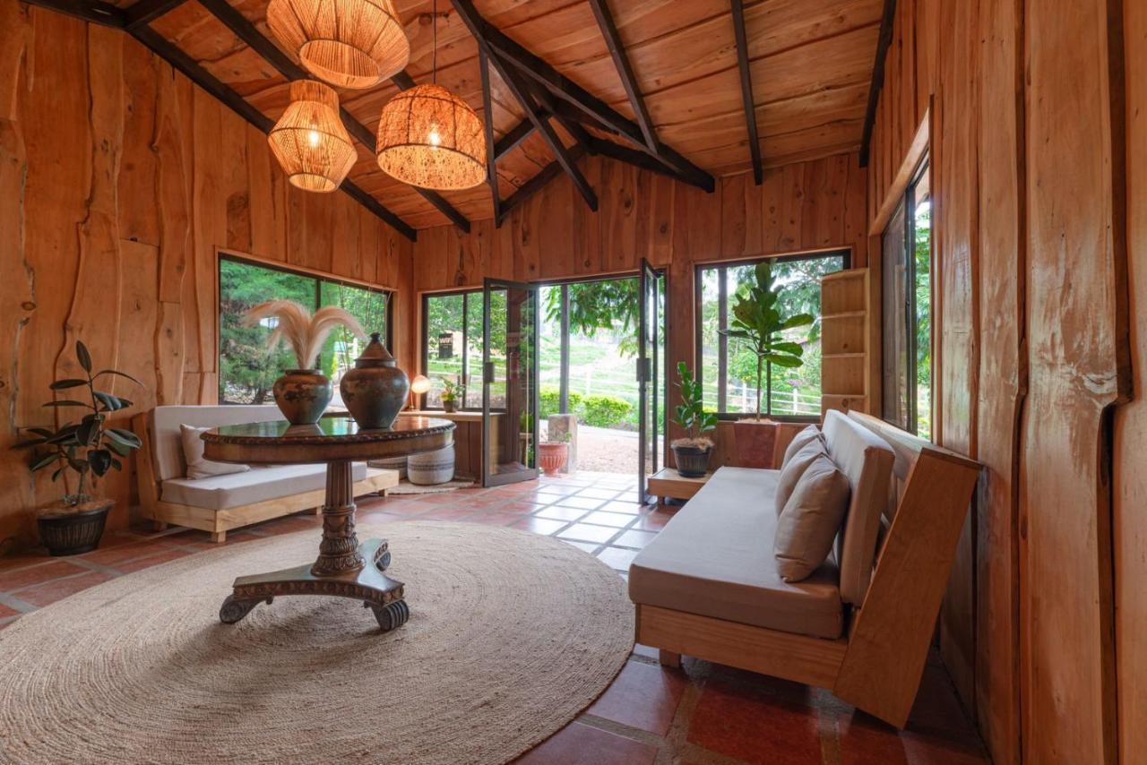 Hotel & Spa Escondite De La Montana Sabana Redonda 외부 사진